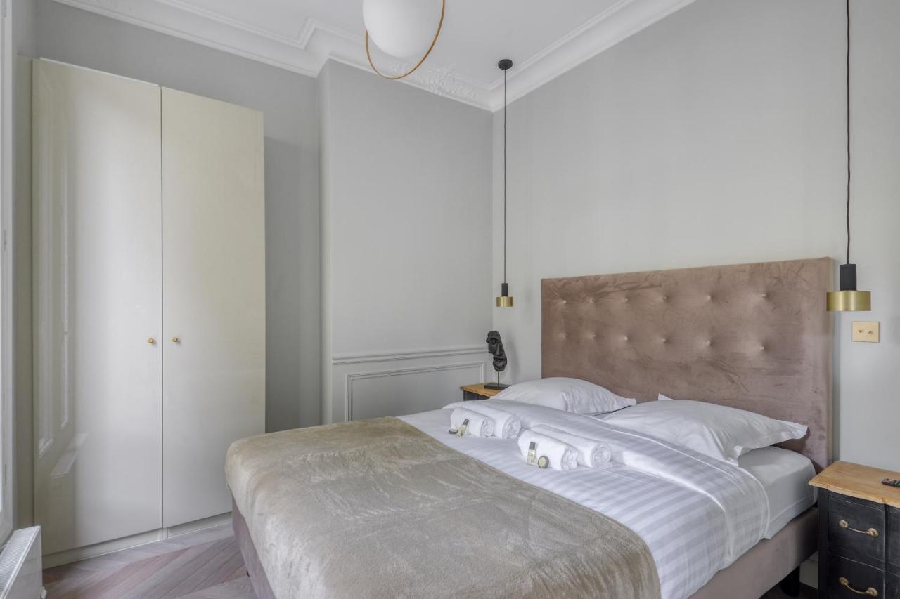 Stylish 2Bd House In Central Paris By Guestready Apartment Luaran gambar